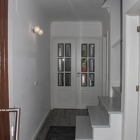 Moradia T2 Duplex Entre Ofir E